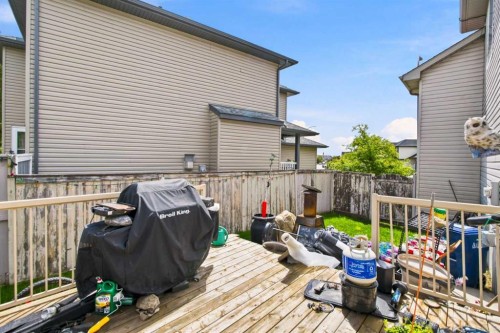 88 Willowbrook Crescent Nw, Airdrie, AB 