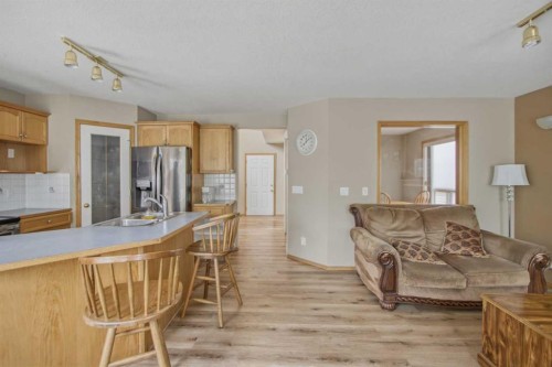 88 Willowbrook Crescent Nw, Airdrie, AB 