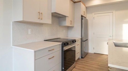 402-10 Cascade Ridge, Canmore, AB 