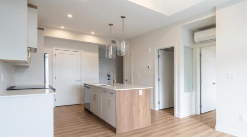 402-10 Cascade Ridge, Canmore, AB 