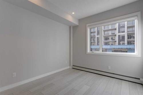 206-8370 Broadcast Avenue Sw, Calgary, AB - Indoor Photo Showing Other Room