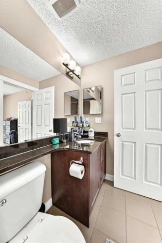 1406-325 3 Street Se, Calgary, AB - Indoor