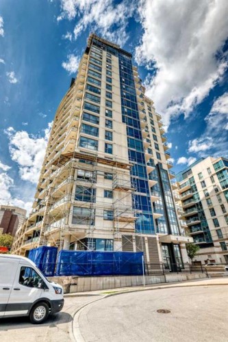 1406-325 3 Street Se, Calgary, AB - Outdoor With Facade
