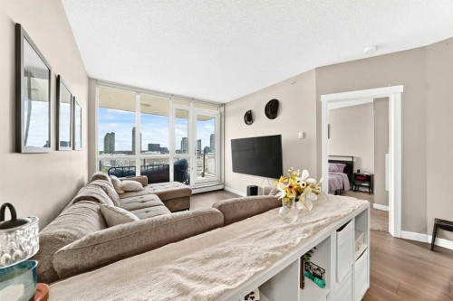 1406-325 3 Street Se, Calgary, AB - Indoor Photo Showing Living Room