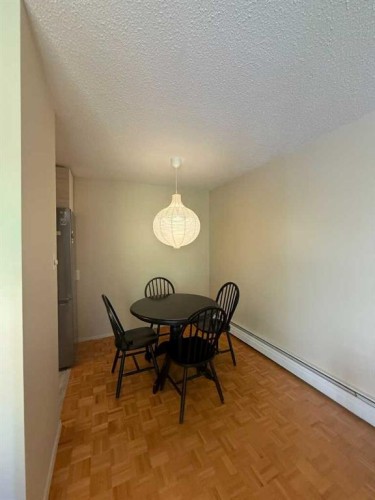 209-315 Heritage Drive Se, Calgary, AB - Indoor