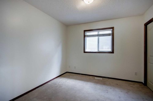 63 Elgin Drive Se, Calgary, AB 