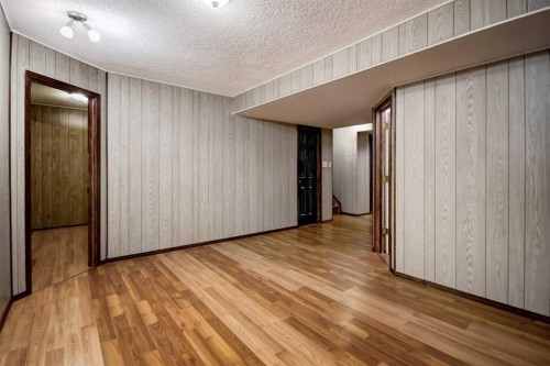 63 Elgin Drive Se, Calgary, AB 