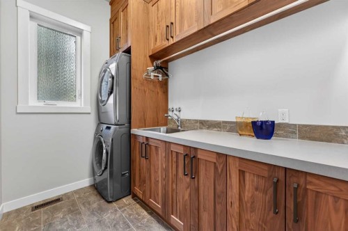 38 Whispering Springs Way, Heritage Pointe, AB 