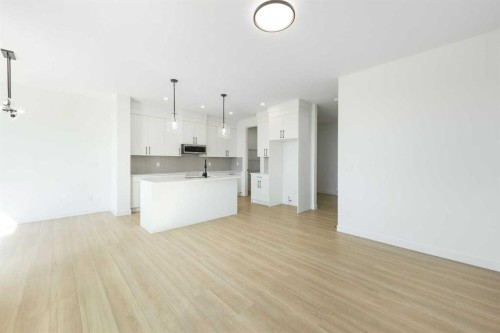 96 Heritage Manor, Cochrane, AB 