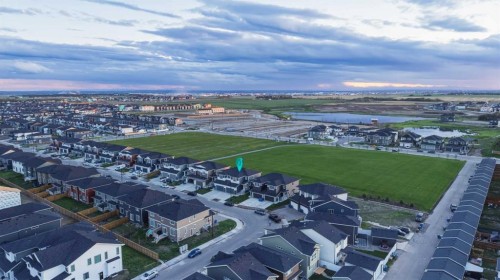 163 Dawson Wharf Rise Mount, Chestermere, AB 