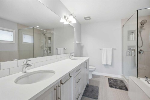 452 Evansglen Drive Nw, Calgary, AB 