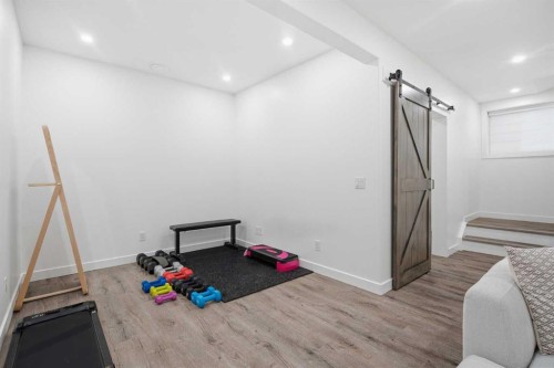 452 Evansglen Drive Nw, Calgary, AB 