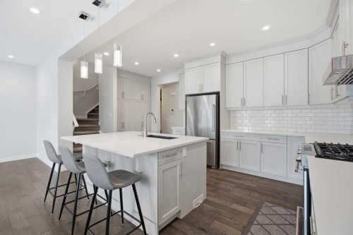 452 Evansglen Drive Nw, Calgary, AB 