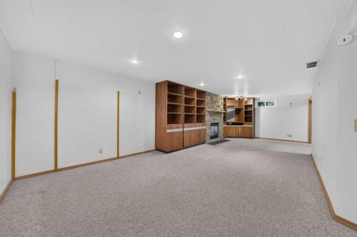 135 Huntcroft Way Ne, Calgary, AB 