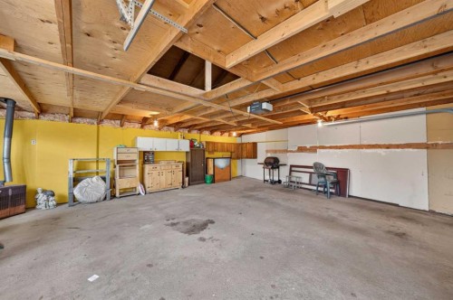 135 Huntcroft Way Ne, Calgary, AB 