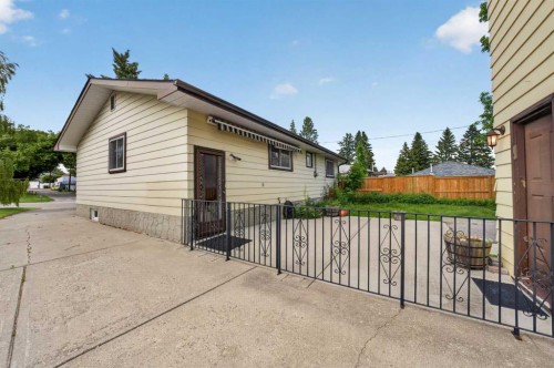 135 Huntcroft Way Ne, Calgary, AB 