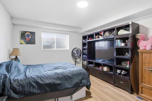 196 Gordon Drive Sw, Calgary, AB 