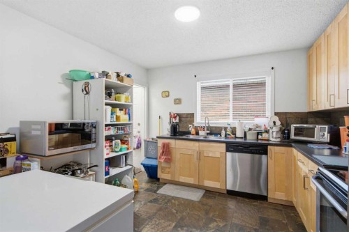 196 Gordon Drive Sw, Calgary, AB 