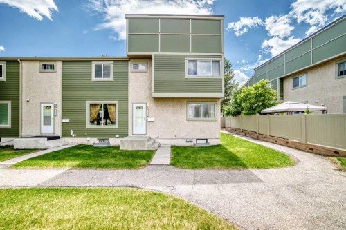 222-406 Blackthorn Road NE Calgary, AB T2K 1K5