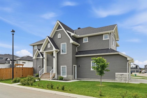 1376 Price Road  Carstairs, AB T0M 0N0