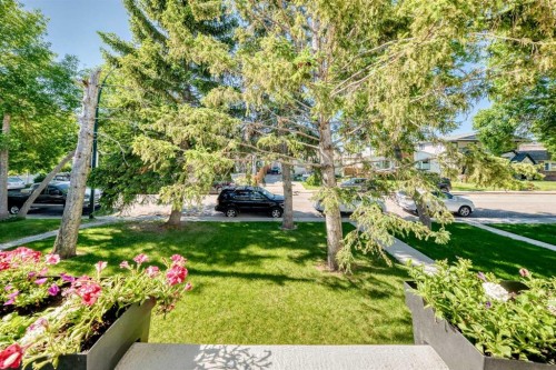 2124B 52 Avenue Sw, Calgary, AB 