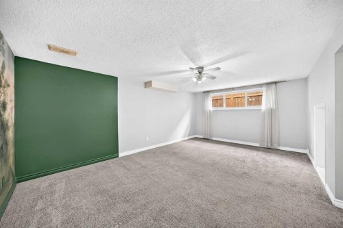 2124B 52 Avenue Sw, Calgary, AB 