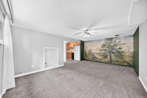 2124B 52 Avenue Sw, Calgary, AB 