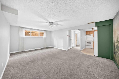 2124B 52 Avenue Sw, Calgary, AB 