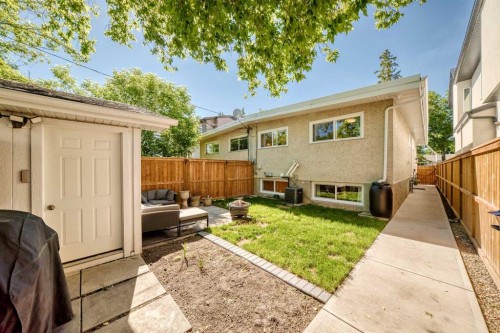 2124B 52 Avenue Sw, Calgary, AB 