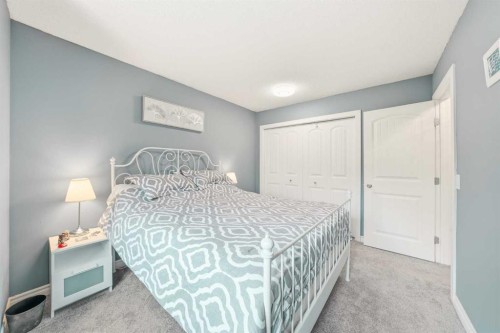 308 Douglasbank Drive Se, Calgary, AB 