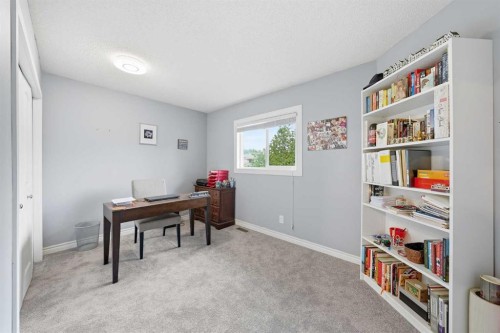 308 Douglasbank Drive Se, Calgary, AB 