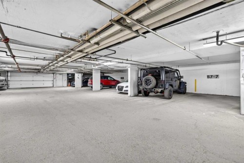 105-5105 Valleyview Park Se, Calgary, AB 