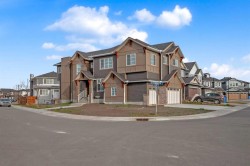 203 KINNIBURGH Place Chestermere, AB T1X 1Y1