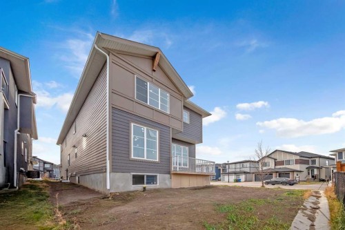 203 Kinniburgh Place, Chestermere, AB 