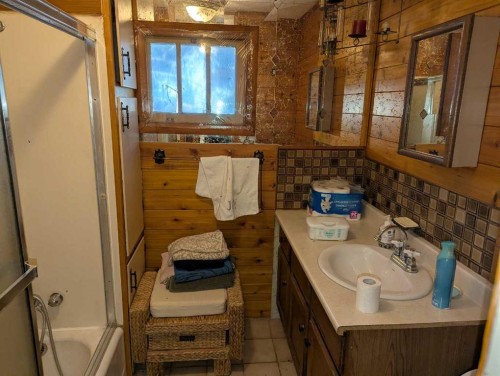 306 Windsor Avenue, Diamond Valley, AB 