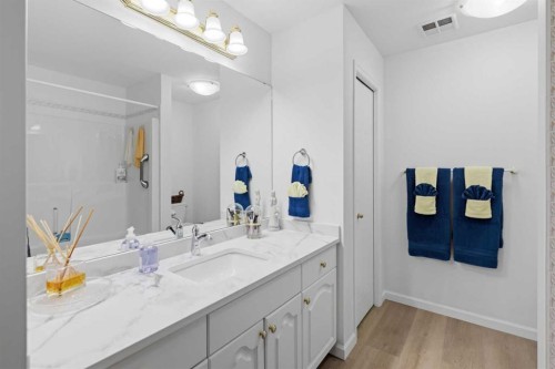 203-43 Westlake Circle, Strathmore, AB 