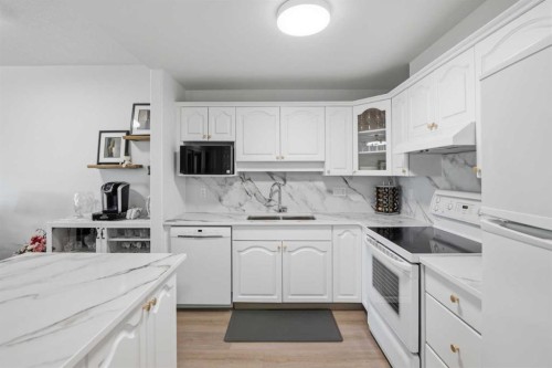 203-43 Westlake Circle, Strathmore, AB 