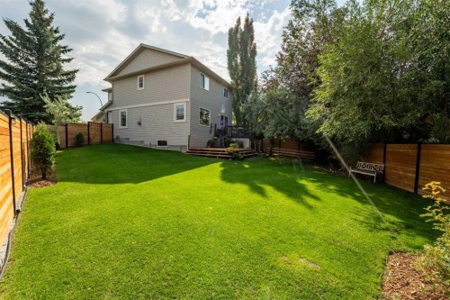 76 Cranfield Place Se, Calgary, AB 