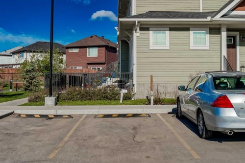 1910-7451 Falconridge Boulevard Ne, Calgary, AB - Outdoor