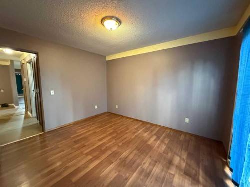 250 Falmere Way Ne, Calgary, AB - Indoor Photo Showing Other Room