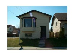 250 Falmere Way NE Calgary, AB T3J 2X6