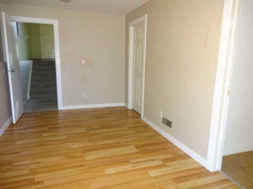 250 Falmere Way Ne, Calgary, AB - Indoor Photo Showing Other Room