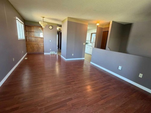 250 Falmere Way Ne, Calgary, AB - Indoor Photo Showing Other Room