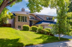 4712 Chapel Road NW Calgary, AB T2L 1A6