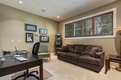4712 Chapel Road Nw, Calgary, AB 