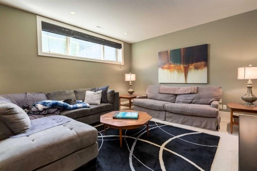 4712 Chapel Road Nw, Calgary, AB 