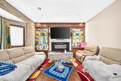 204 Deer Ridge Way Se, Calgary, AB 