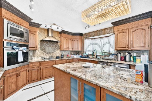 204 Deer Ridge Way Se, Calgary, AB 