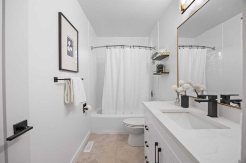 4952 Vanguard Road Nw, Calgary, AB 
