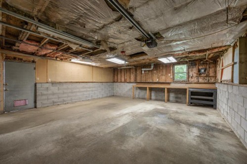 4952 Vanguard Road Nw, Calgary, AB 